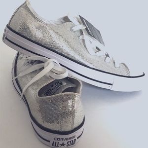 Converse All Star Lo Top- Silver Glitter size W10/M8